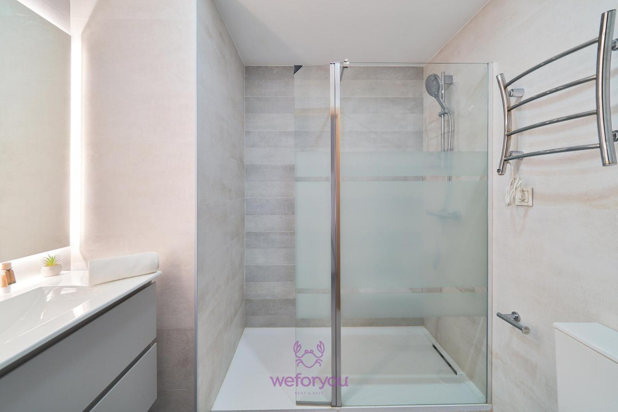 Weforyou Isla De Poniente 2 Bedrooms And Parking Benalmádena Kültér fotó